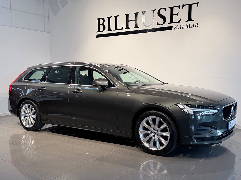 Volvo V90 D3 Momentum *Backkamera *Drag *Navi 