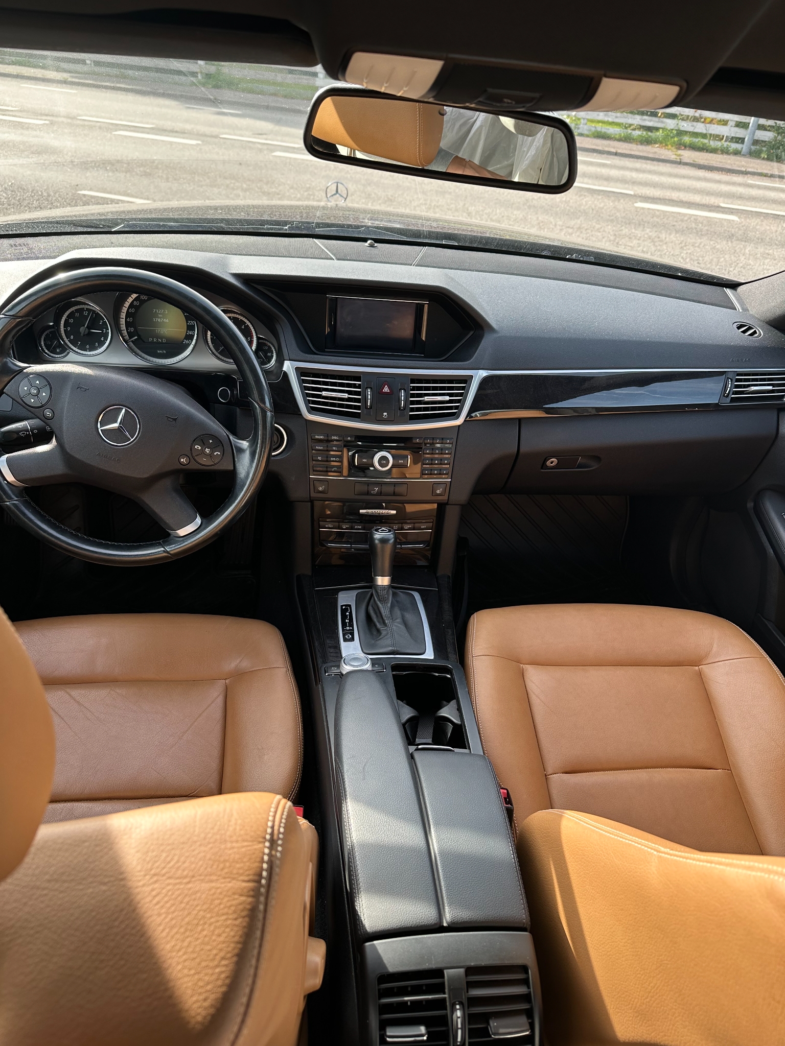 Mercedes-Benz E 2010, bild 7/10