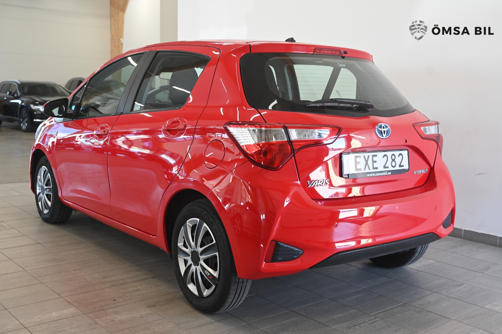 Toyota Yaris Hybrid e-CVT Life Euro 6 2017, kuva 5/46
