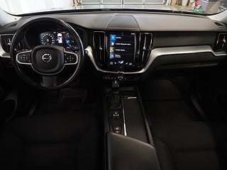 SUV Volvo XC60 14 av 22