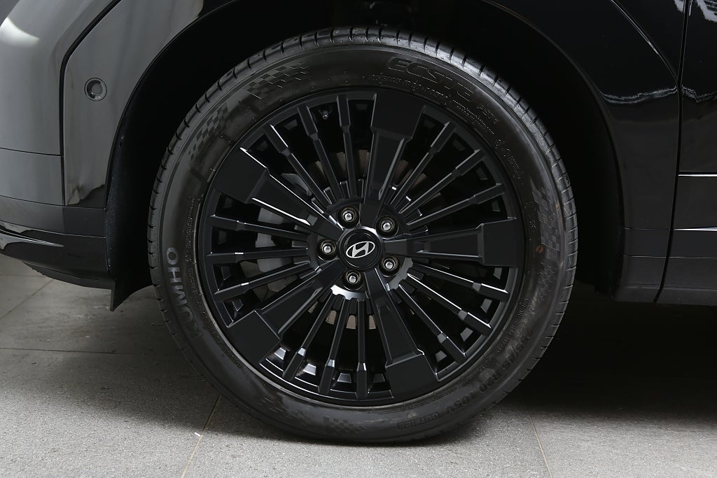 Hyundai Santa Fe PHEV 4WD 7-sits 288HK Calligraphy Line| 1700kg dragvikt 2026