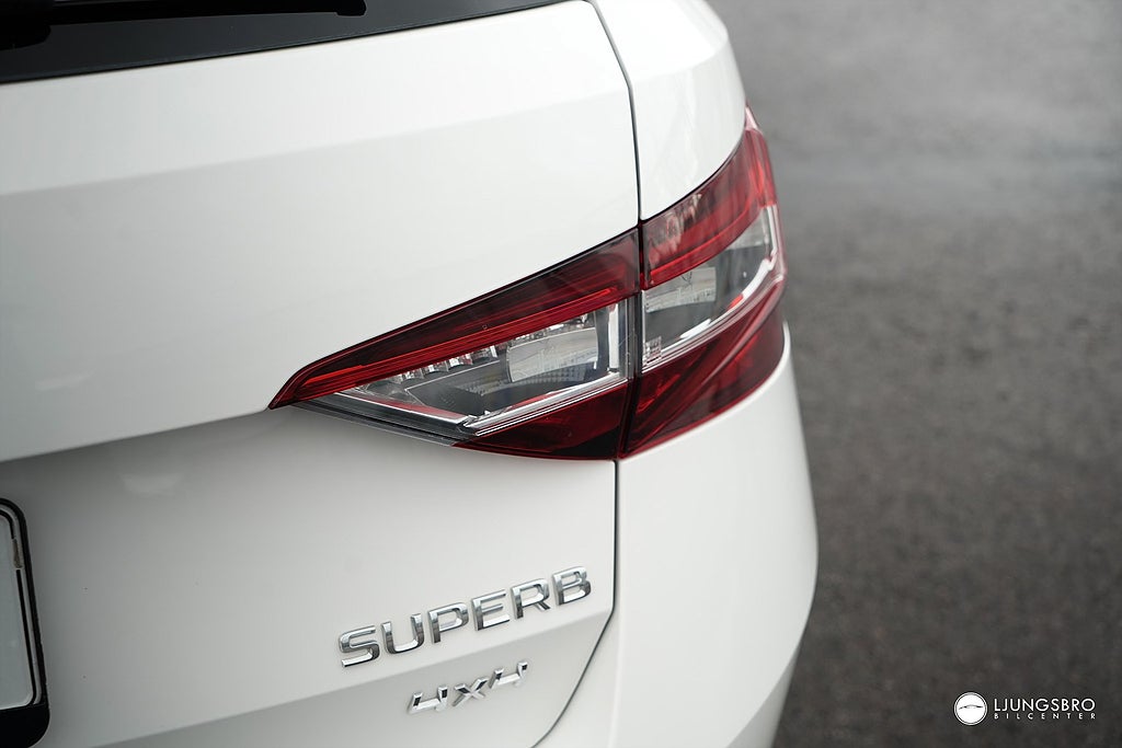 Skoda Superb Skoda Superb 2.0 TDI 4x4 L&K 190hk / Drag / Canton / D-Värmare