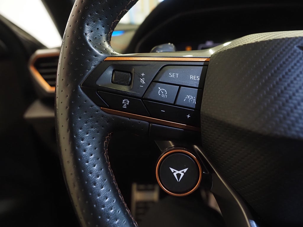 Cupra Formentor TSI 310hk DSG 4Drive | Drag | Pano | Beats | Brembo | 2021