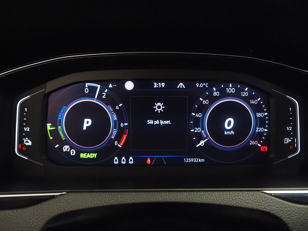 Volkswagen Passat SC GTE 1.4 TSI Plug-in Drag Cockpit Värmare Keyless GPS 2021