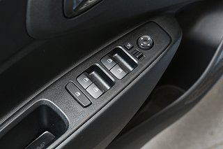 Halvkombi Hyundai i10 11 av 25