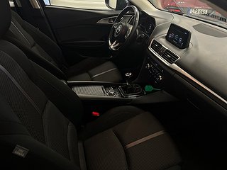 Mazda 3 Sport 1.5 SKYACTIV-D Kamkedja Bluetooth S/V-hjul