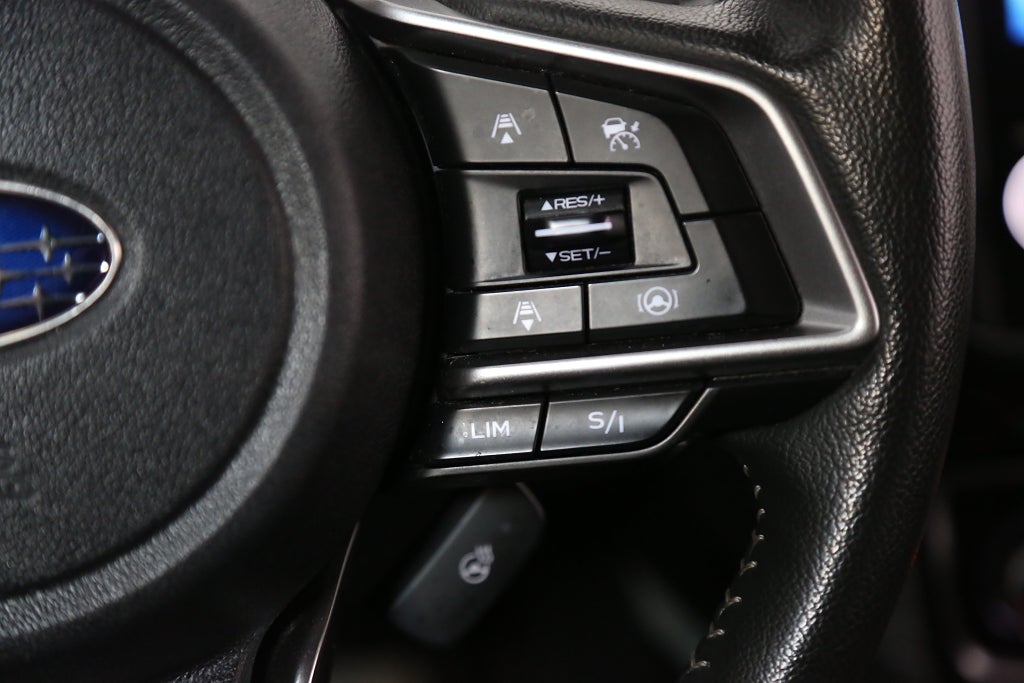 Subaru Forester 2,0i e-Boxer XFuel AWD Aut Extraljus Motorvärmare 2024