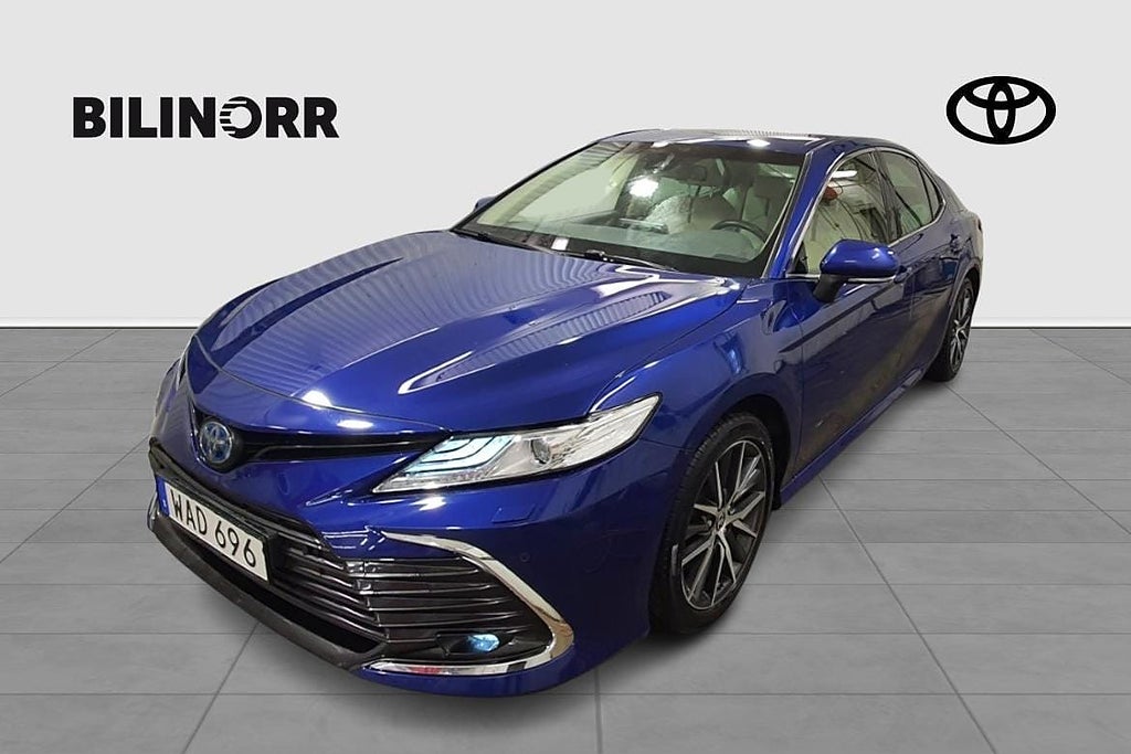 Toyota Camry 2,5 HYBRID EXECUTIVE V-HJUL