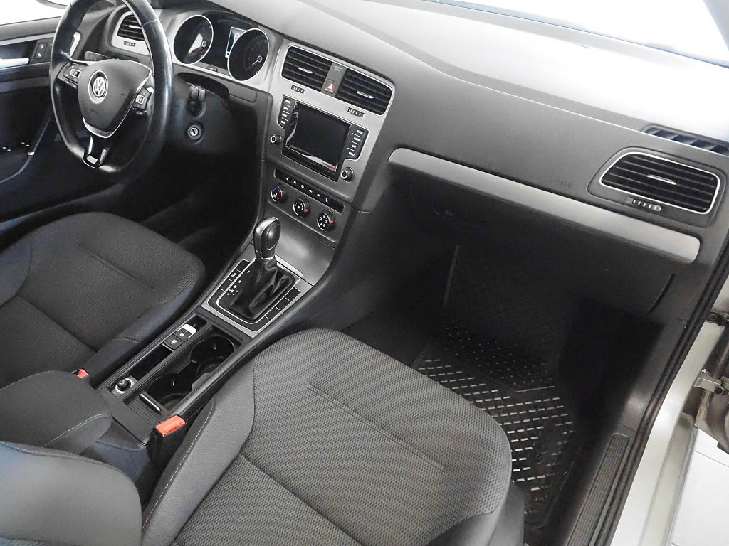 Volkswagen Golf 5-dörrar 1.2 TSI BMT Masters 105hk | Bluetooth | 2015