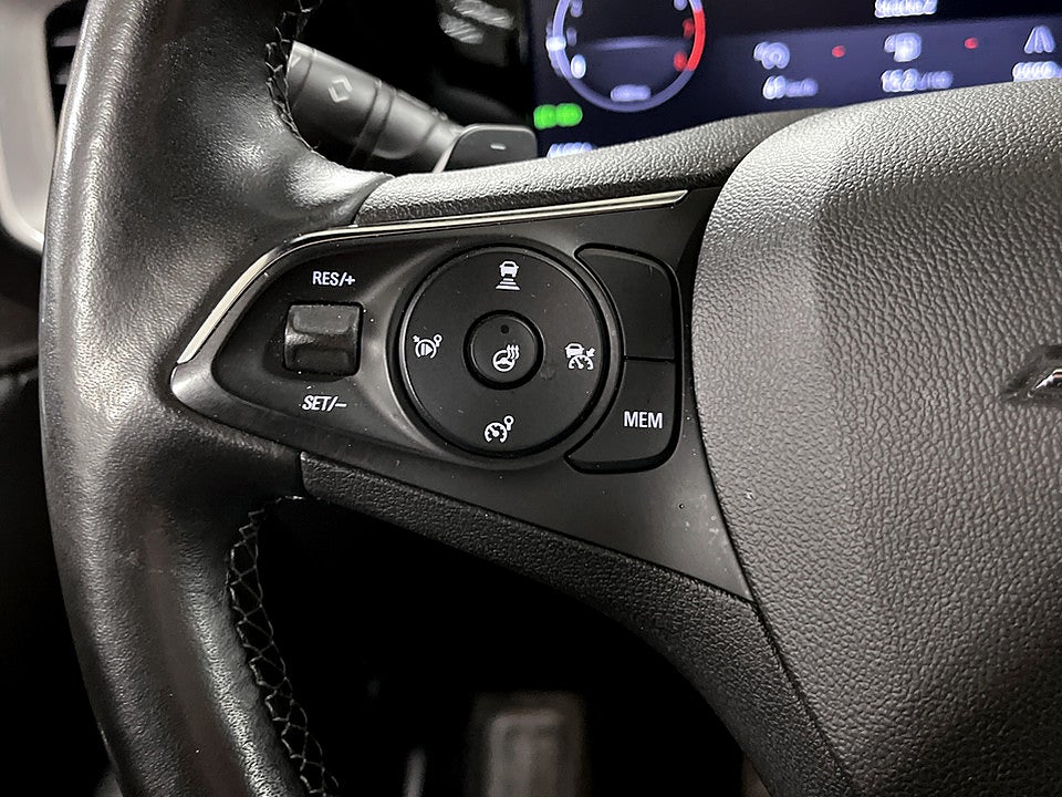 Bild på Opel Mokka Ultimate 1.2 Turbo 130hk Aut B-KAMERA CARPLAY