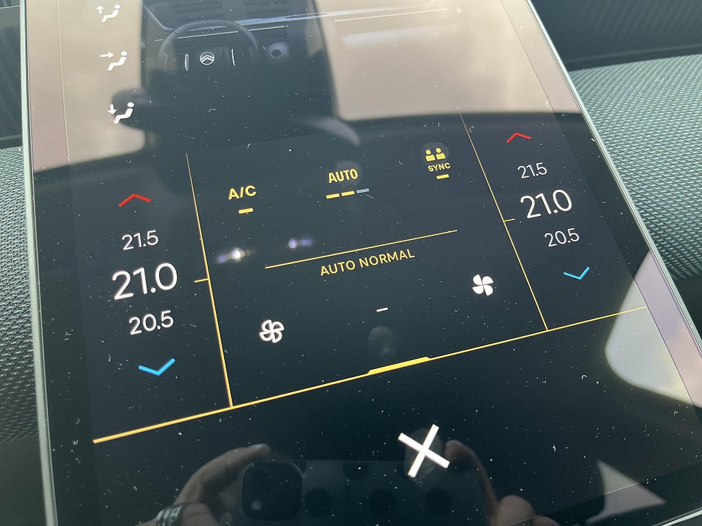 Citroen C5 Aircross Hybrid *DRAG*VINTERHJUL* – bild 12