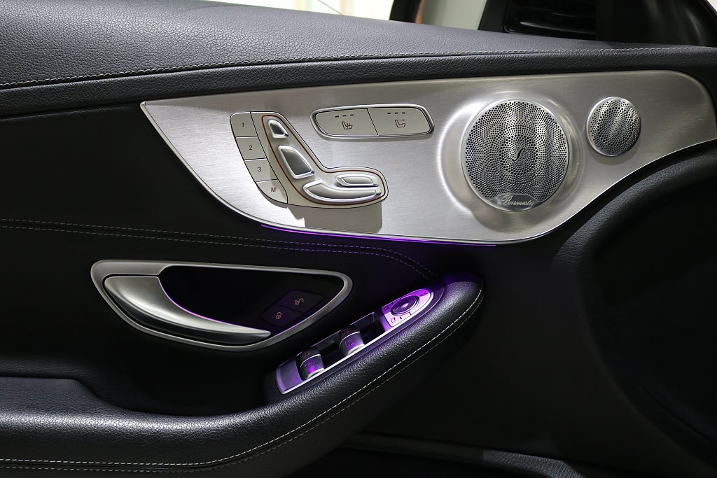 Mercedes-Benz C 2021 - miniatyr 18