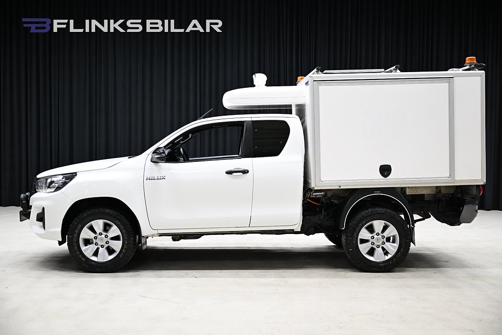 Toyota Hilux 2.4 AWD 150HK Servicebil|Kåpa|Clayton|Leasbar|SeUtr!!