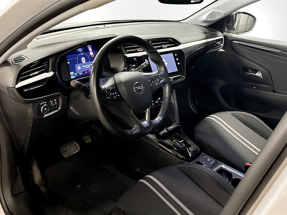Bild på Opel Corsa-e Design & Tech 50 kWh 136hk Aut B-Kamera Carplay