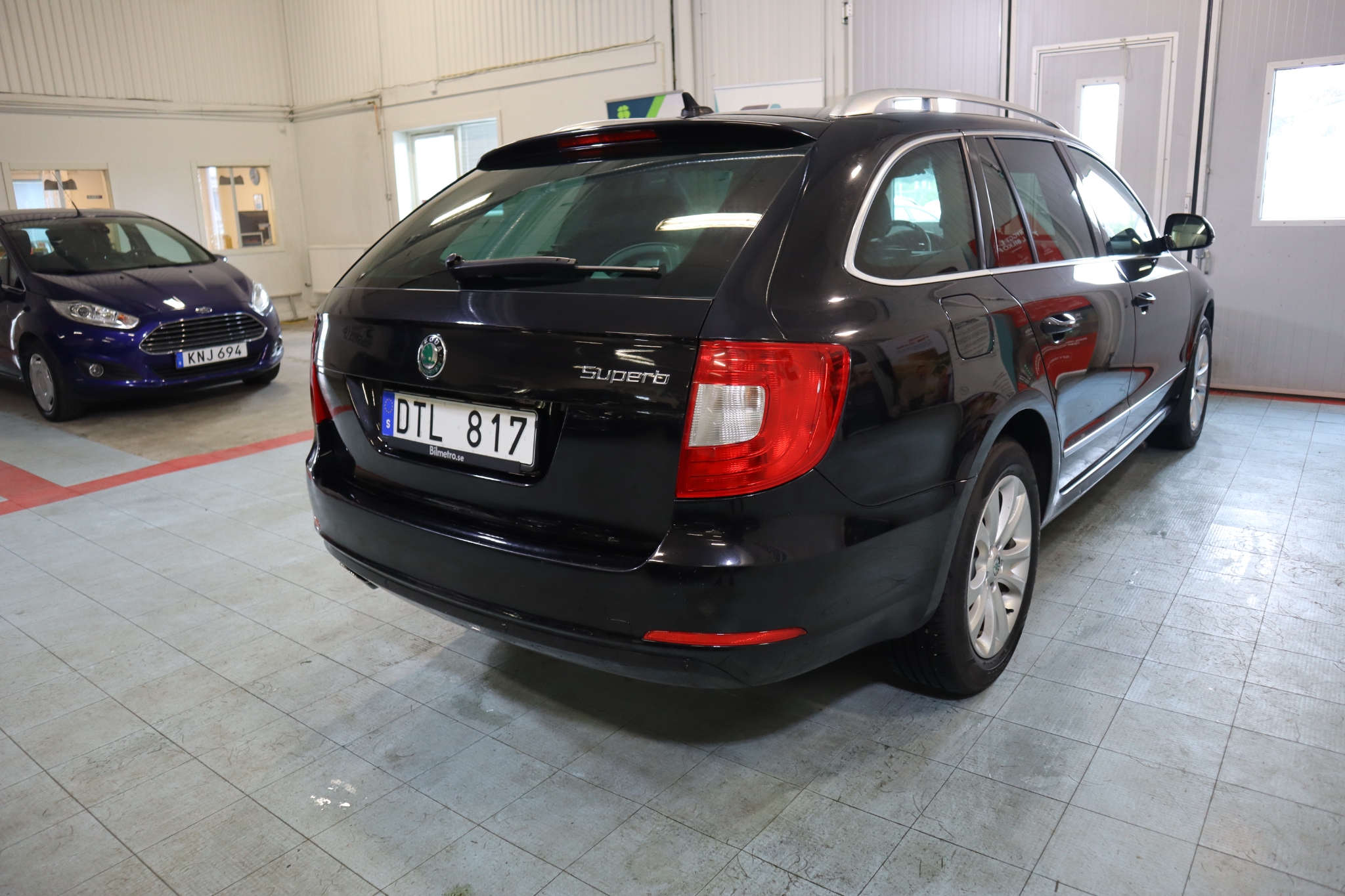 Skoda Superb 2012, bild 5/53