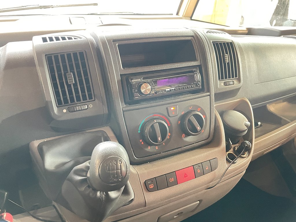 Eura Mobil TI 560 LB /B-körkort/Dragkrok/Taksäng/Ugn - Eura Mobil