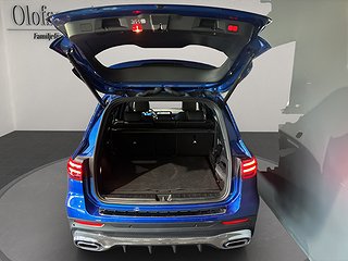 SUV Mercedes-Benz GLB 13 av 14