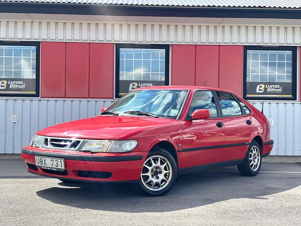 Saab 9-3 5-dörrar 2.0 T/Ny Besiktad 
