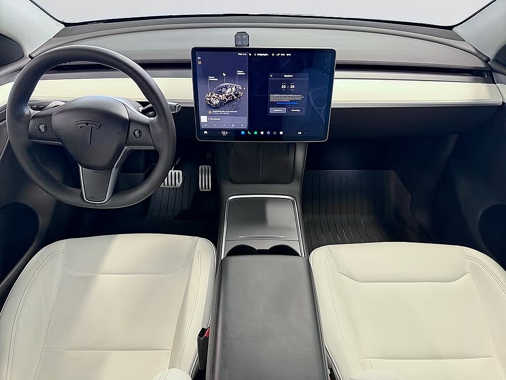 Tesla Model Y Performance 534 hk Adaptiv Farth 21" Panorama Helskinn bild 11