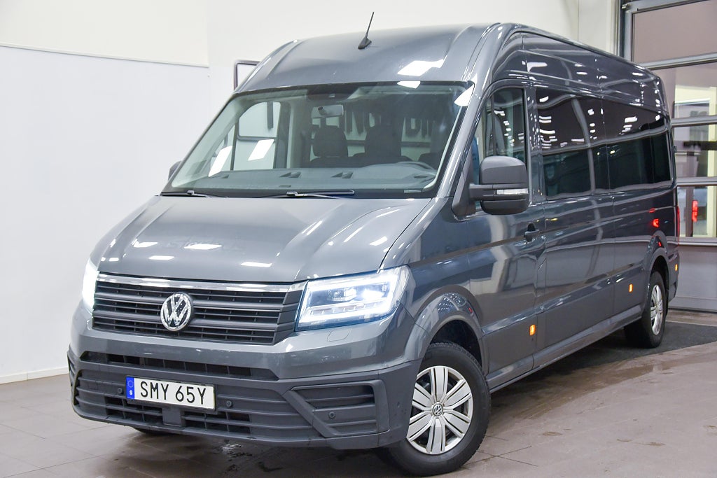 Volkswagen Crafter 35 2.0 TDI 9-sits Värm Navi Kamera MOMS