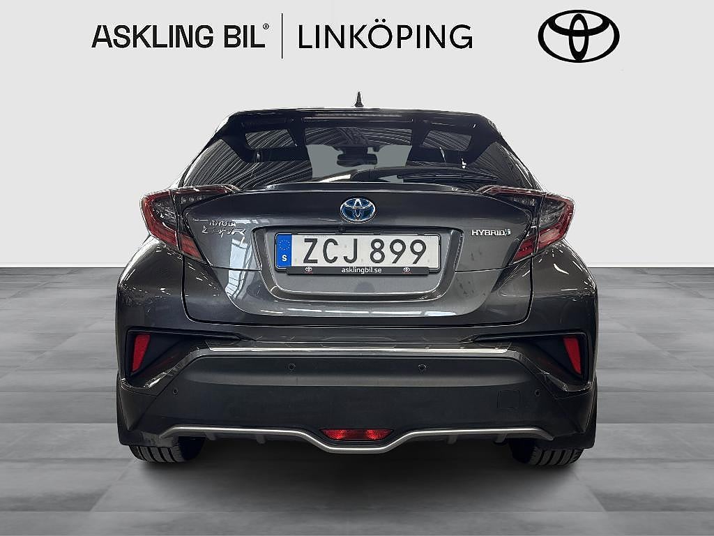 Toyota C-HR 2018 - miniatyr 5