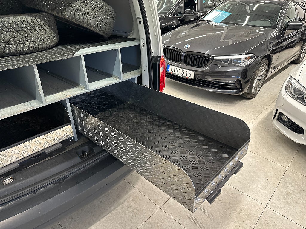Volkswagen Caddy Maxi Van 2.0 TDI BMT 4Motion/Inredning/Fjärr.Värm/ExtraLju