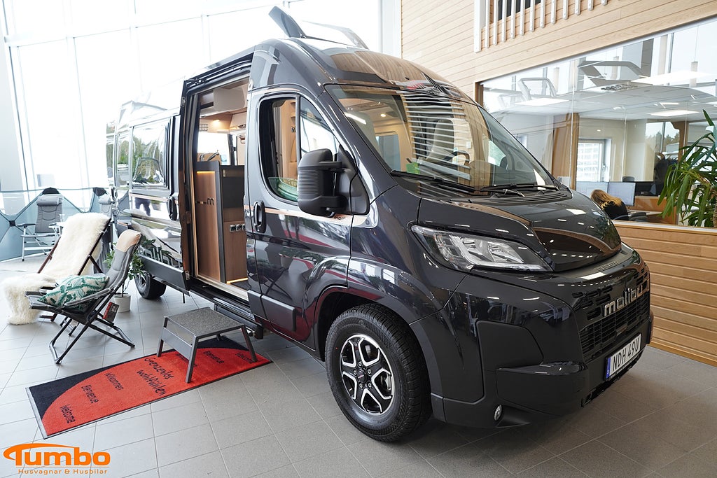 Malibu 600 LE compact, Dragkrok, Svart