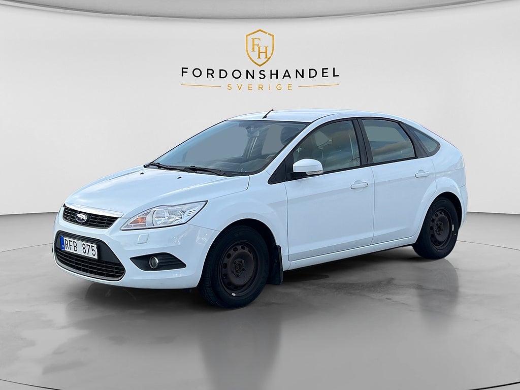 Ford Focus 5-dörrars 1.6 TDCi Platinum Värmare Drag K-remmbytt Bes