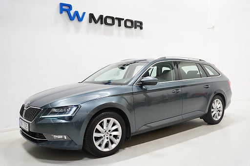 Skoda Superb 2.0 TDI 150hk Style D-värmare M-värmare Carplay 