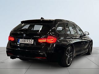 BMW 330i Touring M Sport S&V-hjul/Navi/Skinn/Farthållare/Drag