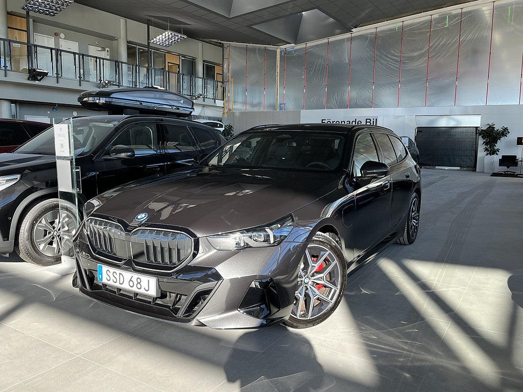 BMW 530e xDrive Touring M Sport Pro 19" H/K Drag Rattvärme