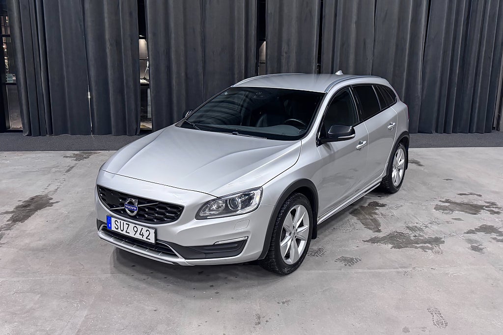 Volvo V60 Cross Country D4 AWD Classic Summum 
