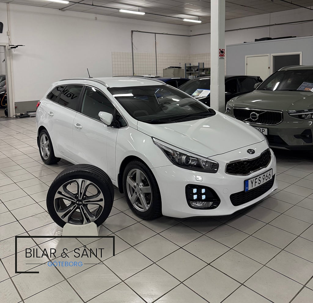 Kia Ceed cee'd_sw 1.6 CRDi 136hk DCT GT-Line Backkamera V-Hjul