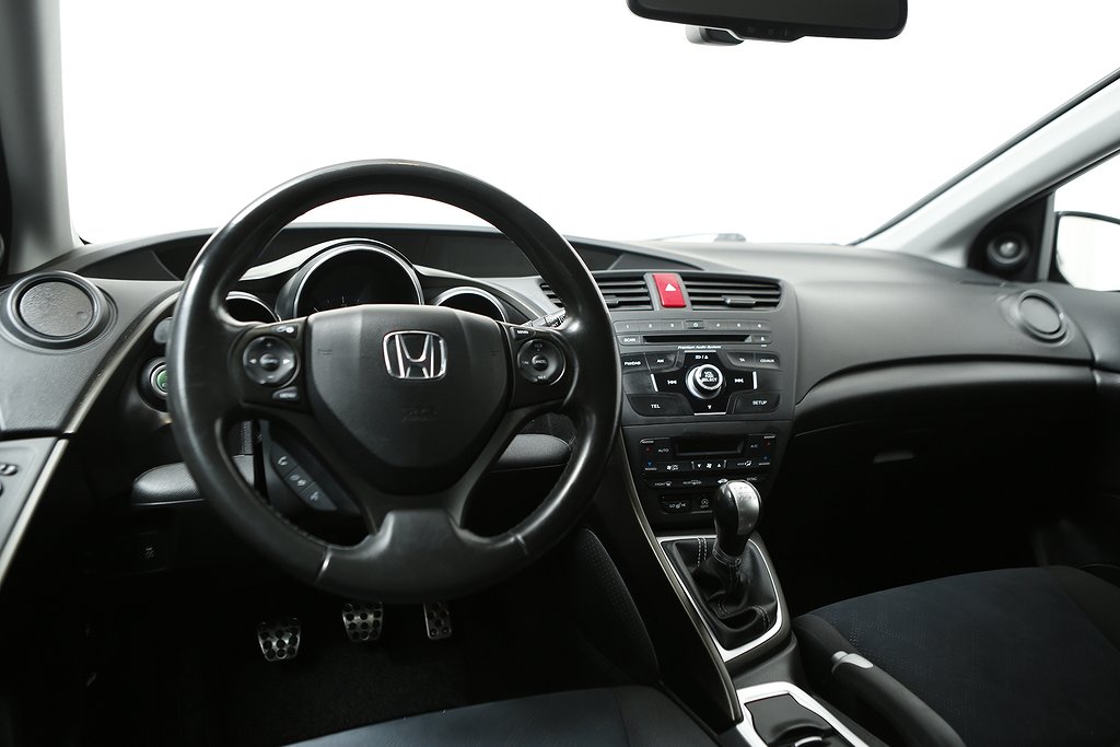 Honda Civic 1,6 i-DTEC 120hk Lifestyle 5D P-sensor Dragkrok 2013