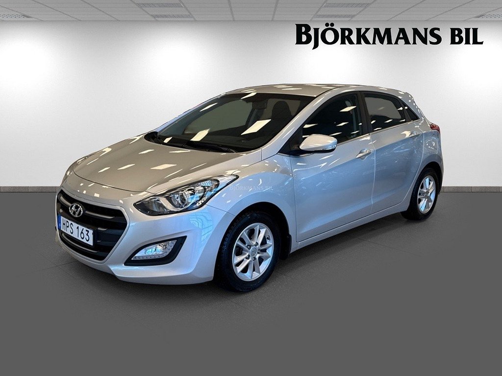 Hyundai i30 1.6 CRDi 110hk, Vinterhjul, Motorvärmare