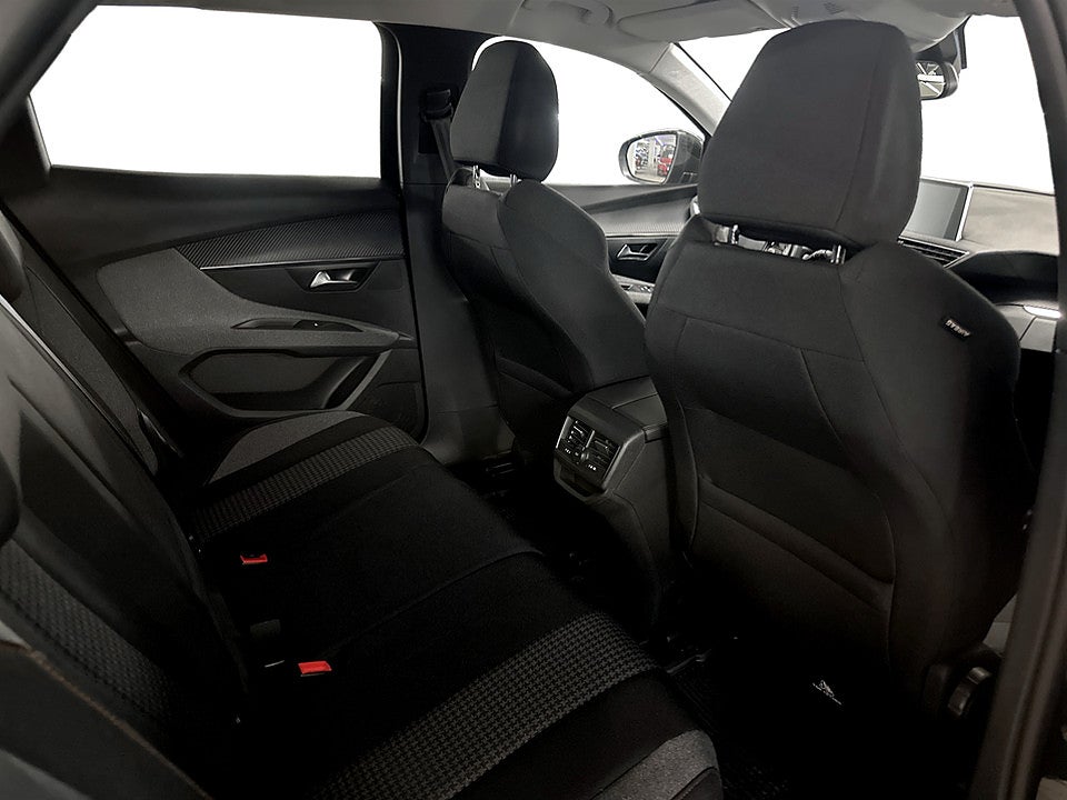 Bild på Peugeot 3008 Active Pack 1.2 PT 130hk KAMPANJRÄNTA 3,99%