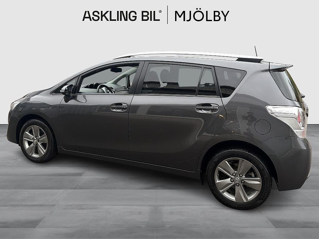 Toyota Verso 2014 - miniatyr 3