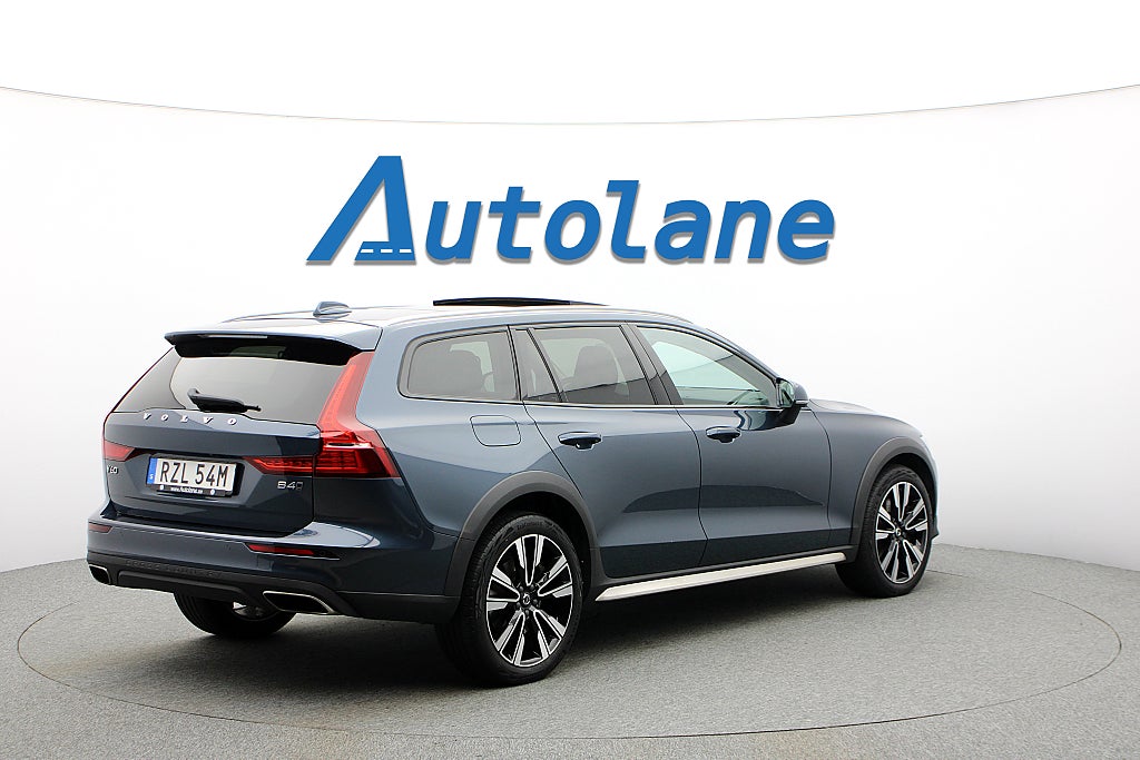 Volvo V60 Cross Country B4 AWD Panorama, Sommarkampanj 4,99%
