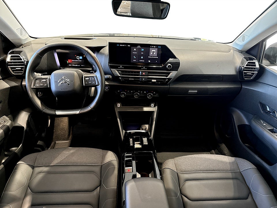 Bild på Citroën C4-X Shine 1.2 PT 131hk Aut B-KAMERA CARPLAY