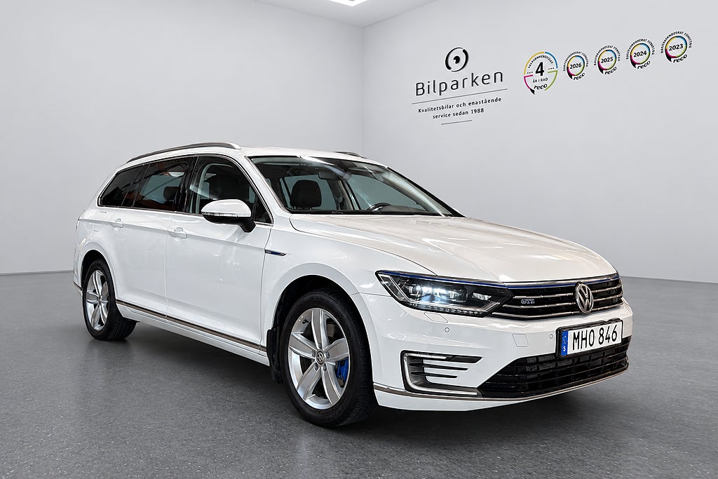 Volkswagen Passat Variant GTE 1.4 TSI | Cockpit | Navigation | Kamera