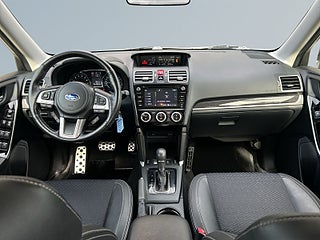 Subaru Forester 2.0 4WD Drag/MoK-Värm/Kamera/S&V-Hjul/Full servad – bild 8