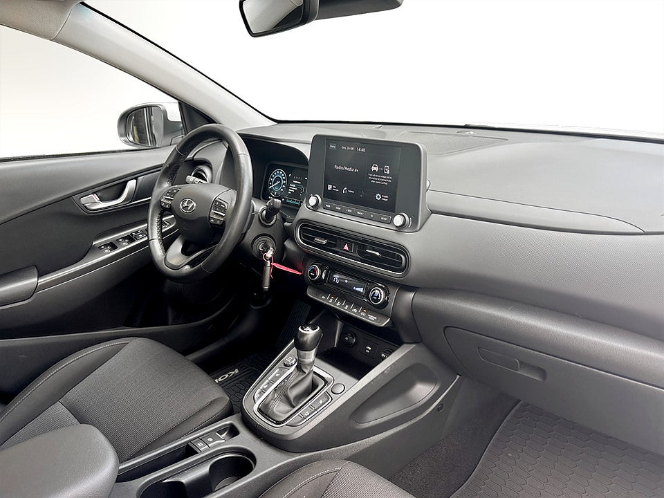 Bild på Hyundai Kona Essential 1.0 T-GDI 120hk Aut B-KAMERA CARPLAY