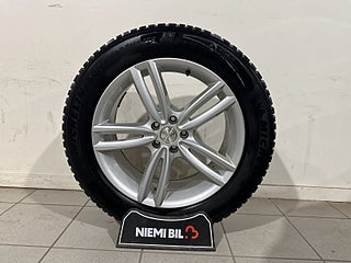 Audi Q4 50 Sportback e-tron quattro SONOS Drag Pvärm Kamera SoV – bild 17