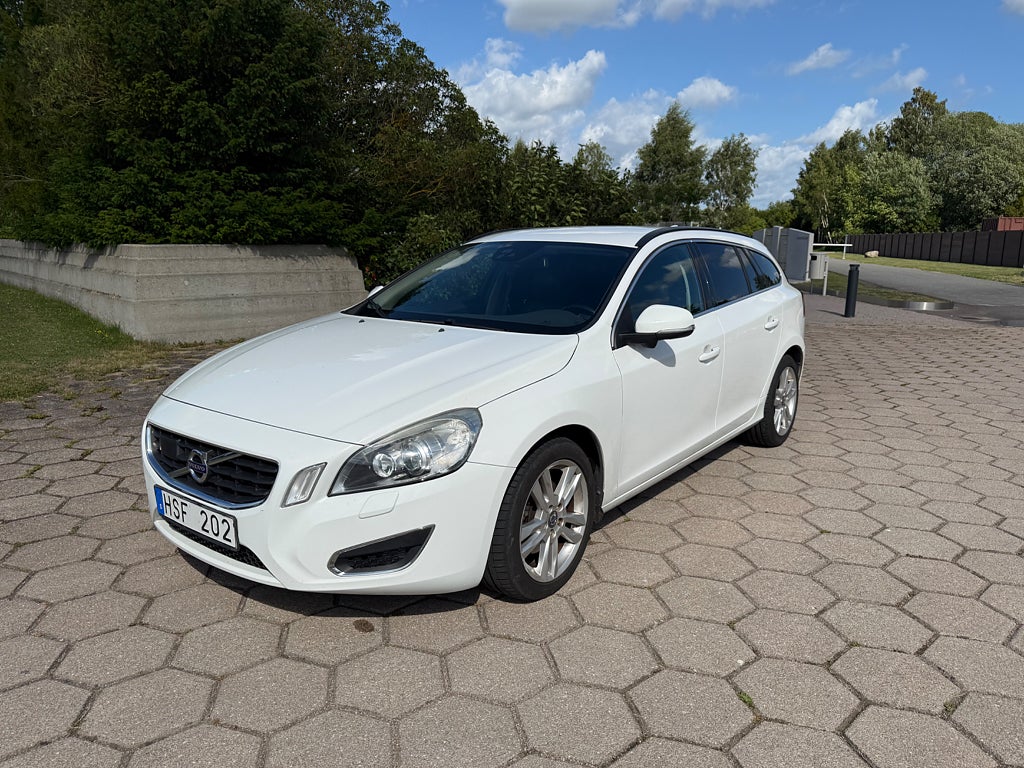 Volvo V60 D4 Geartronic Momentum Business Edition Pro Euro 5