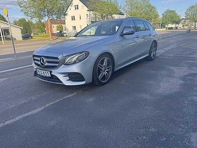 Mercedes-Benz E 220 T d 9G-Tronic AMG Line Euro 6