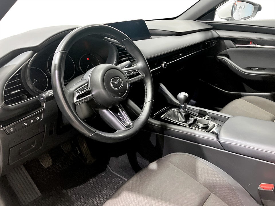 Bild på Mazda 3 Hatchback 2.0 SKYACTIV-G M 150hk - B-KAMERA, CARPLAY