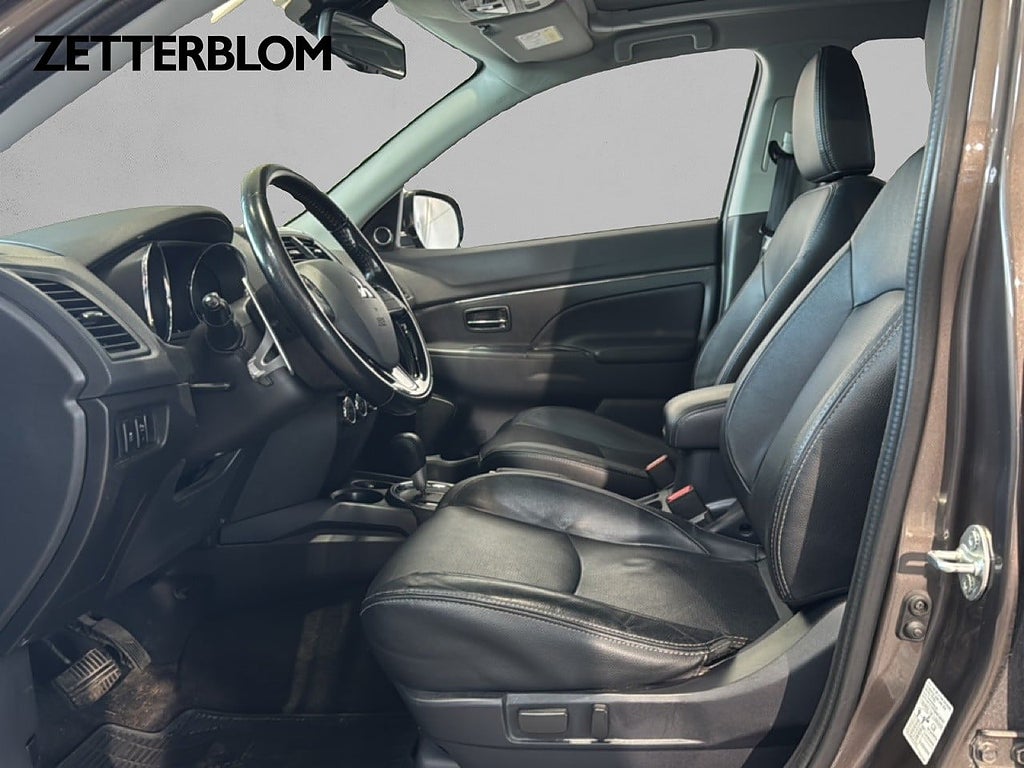 Kombi Mitsubishi ASX 7 av 17