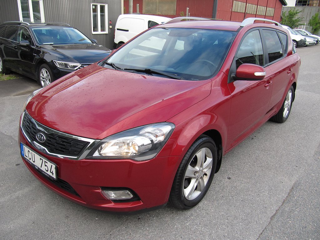 Kia CEED cee'd_sw 1.6 CRDi ECO Euro 5 ACC/PDC/SoVHjul/Servad