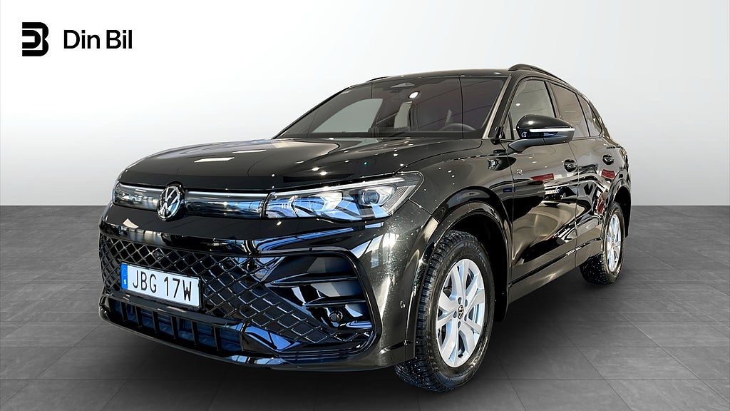 Volkswagen Tiguan R-LINE 2.0 TDI 4MOTION PANORAMA/DRAG/VÄRMARE/V-HJU