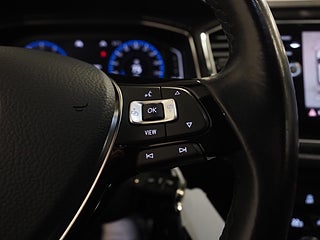 SUV Volkswagen T-Roc 19 av 22